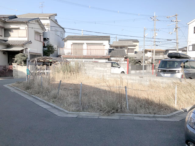 3方道路敷地の住宅 土地